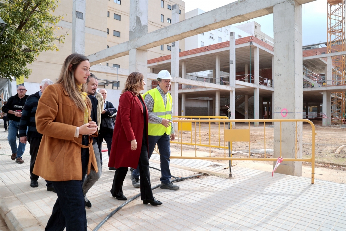 Avanza la obra del polideportivo de San Isidro con la cimentación y la estructura de edificios ya ejecutada
