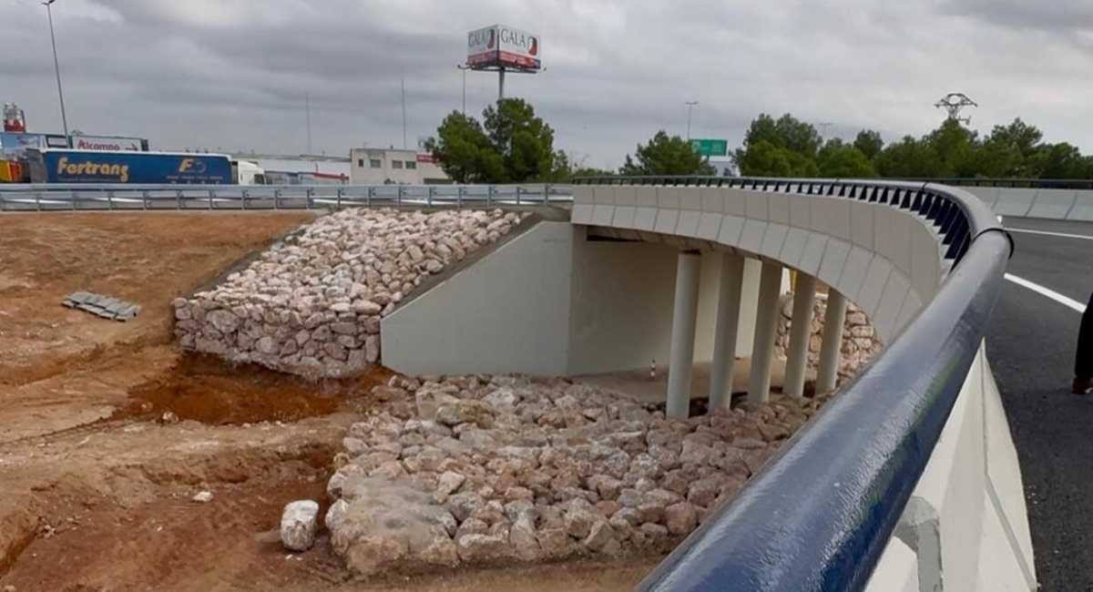 Abre este jueves el puente de acceso a Bonaire reconstruido tras la Dana