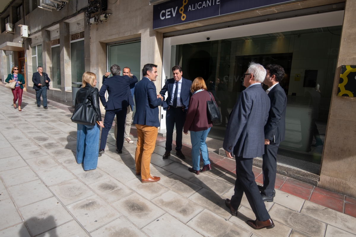 La primera junta de CEV Alicante con César Quintanilla.