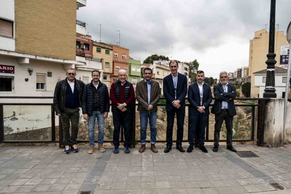 Luis Cervera y Carmelo Ezpeleta visitan Cheste y Chiva