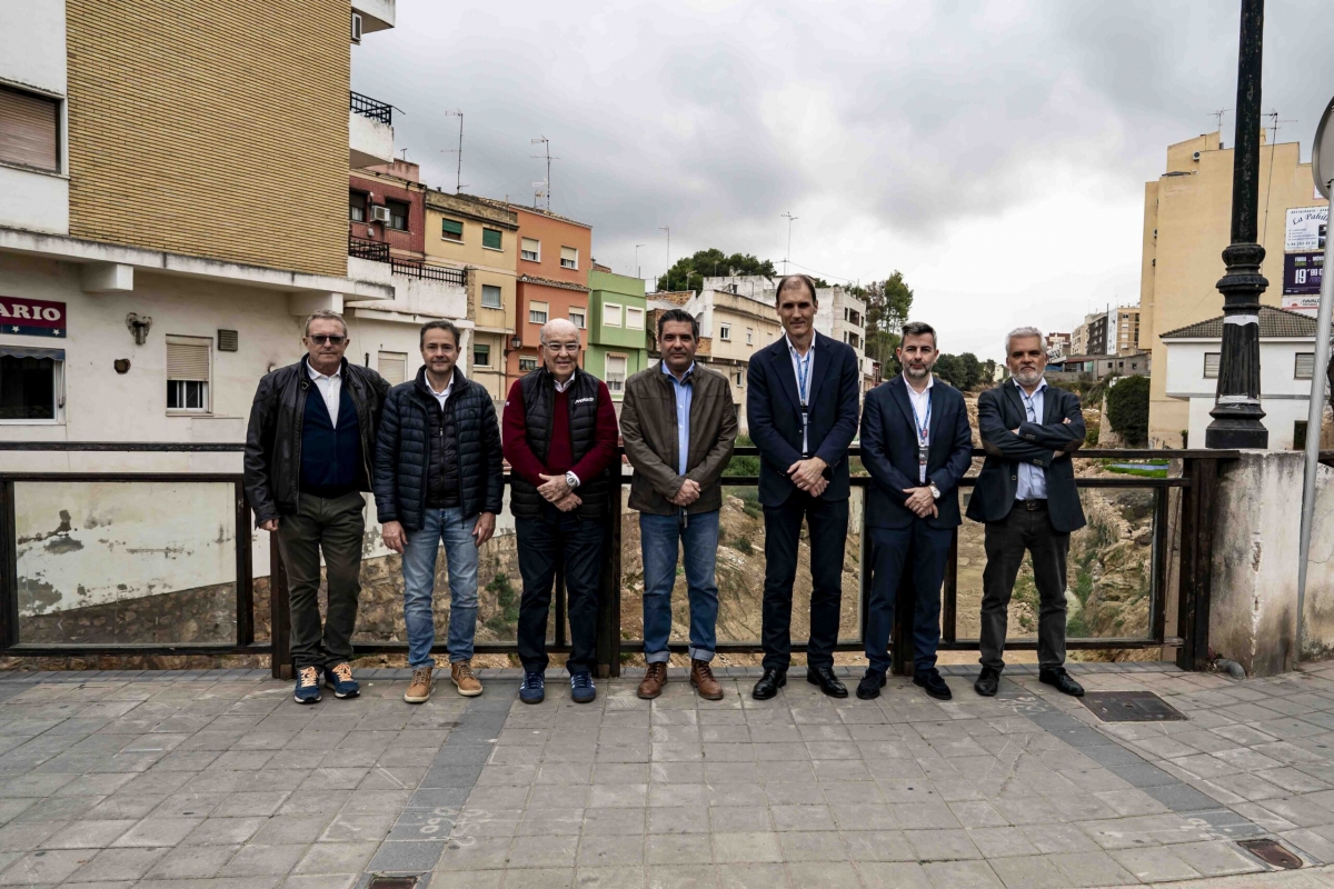 Luis Cervera y Carmelo Ezpeleta visitan Cheste y Chiva