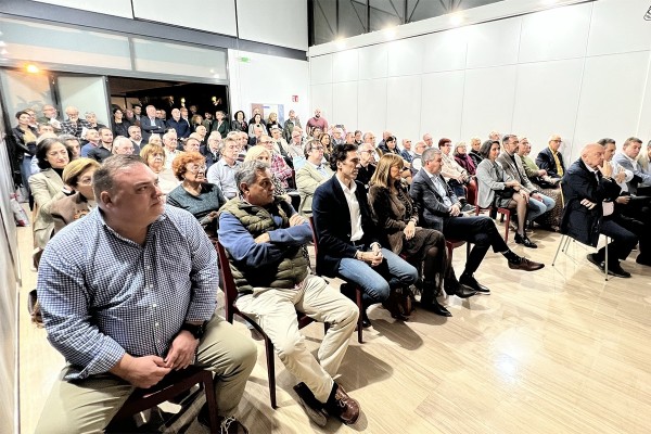 La DO Valencia conquista la Guía SeVi 2025: vinos de sobresaliente y éxito de asistencia