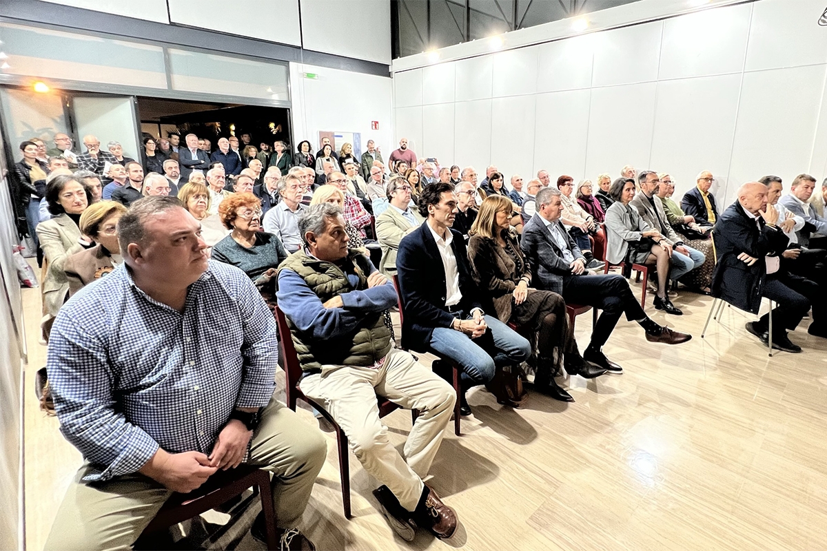 La DO Valencia conquista la Guía SeVi 2025: vinos de sobresaliente y éxito de asistencia