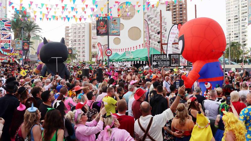 Benidorm y València lideran la ocupación hotelera de la Comunitat en noviembre y rozan el 80%