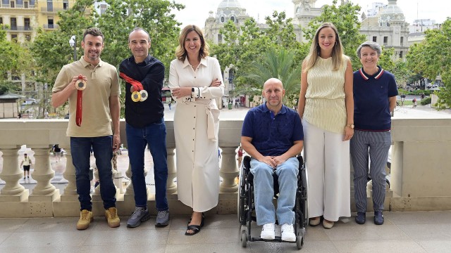 València felicita a sus atletas paralímpicos, unos 