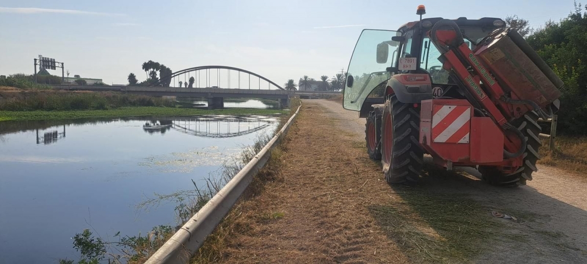Actuaciones de la empresa municipal de Alboraya en el Carraixet. - Foto: AYUNTAMIENTO DE ALBORAYA Actuaciones de la empresa municipal de Alboraya en el Carraixet.