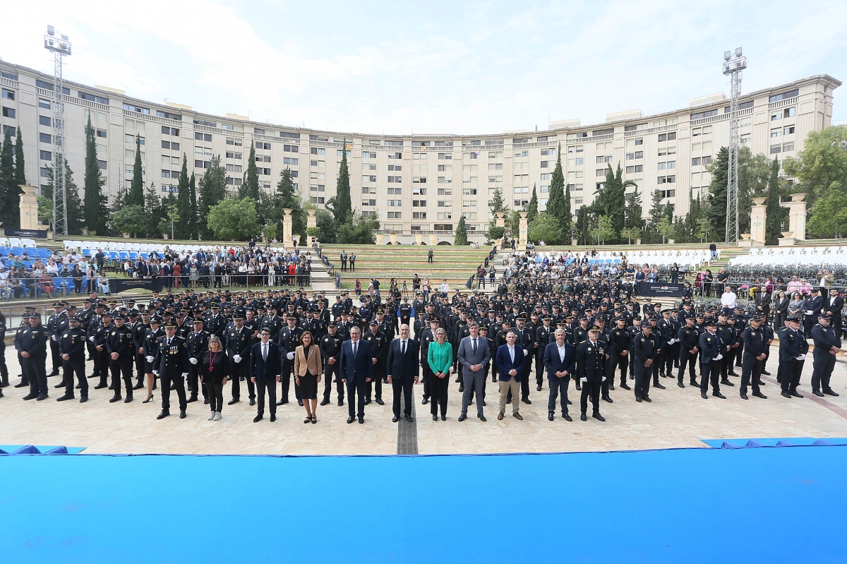Benidorm acoge el acto de condecoración de 389 policías locales de la provincia de Alicante que concede la Generalitat