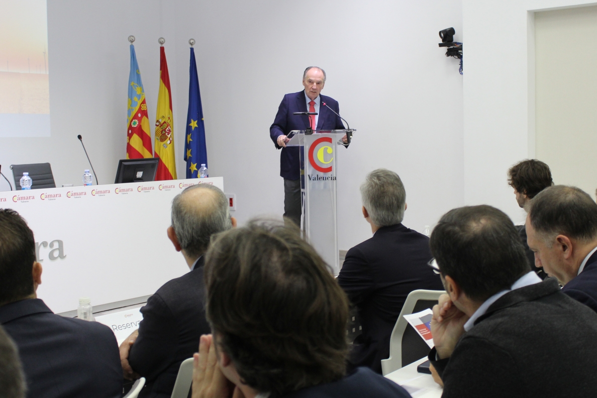 Expertos piden revisar el cierre de Cofrentes y mantener la energía nuclear como apoyo clave  a la competitividad empresarial