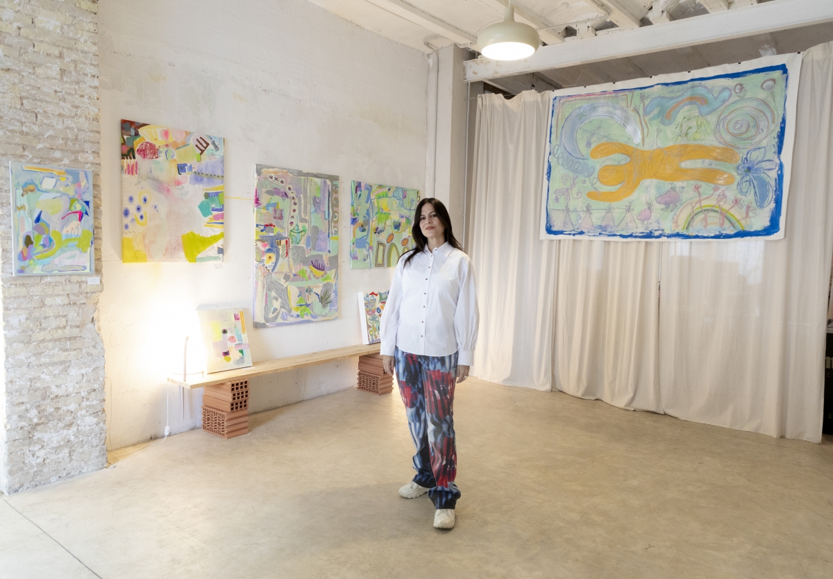 'Un día a la vez': arte para transformar los libros en cuadros