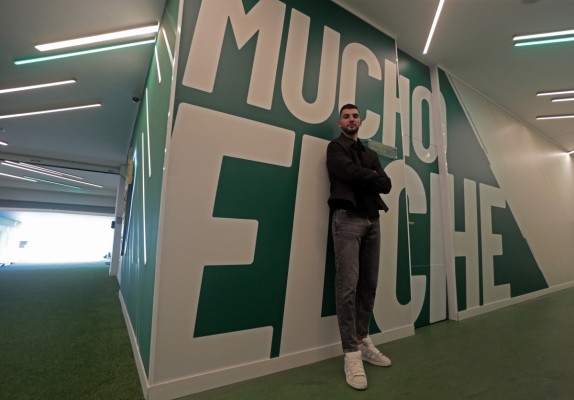 Rafa Mir no jugará en Mestalla este sábado