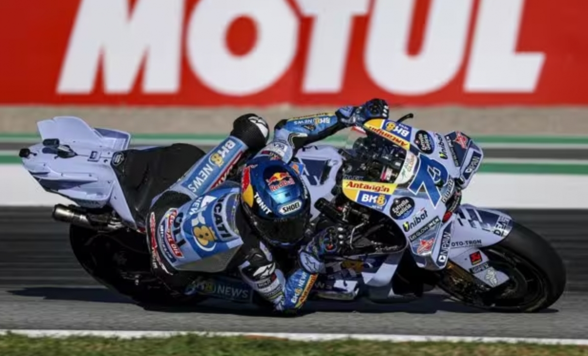 Álex Márquez gana otra vez a Pedro Acosta en una Sprint de MotoGP