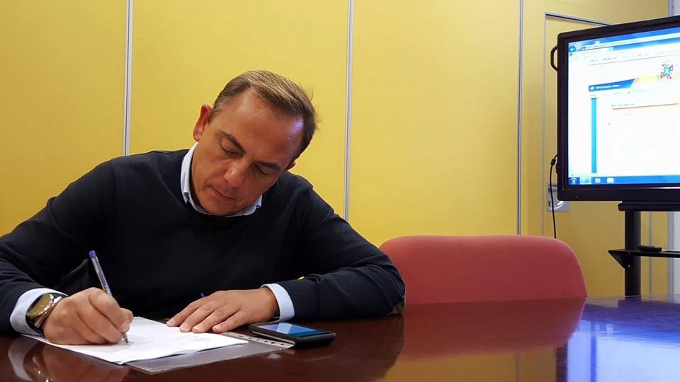 Paco Espejo rompe con el PP y se pasa a MC: treinta años de militancia que terminan con un portazo