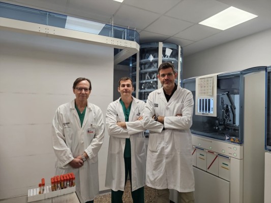 El Clínico implanta un programa de alerta de colesterol alto en pacientes con infarto previo o enfermedades coronarias