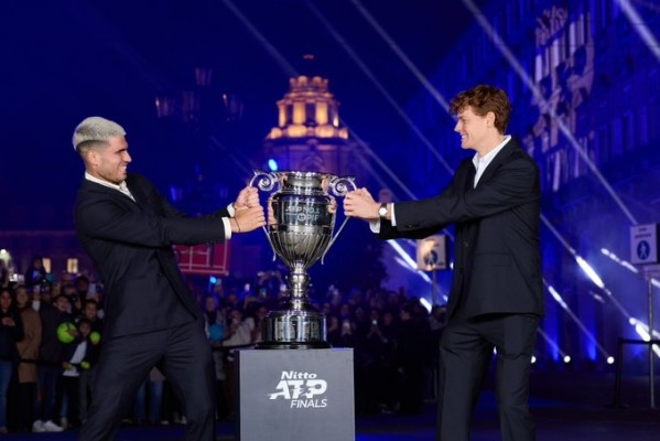 Alcaraz iniciará 2026 con 550 puntos de ventaja sobre Sinner