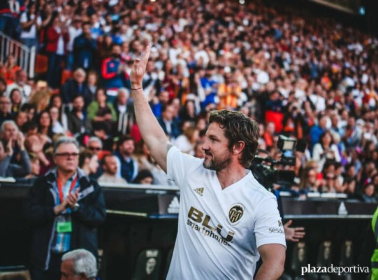 Mora y Mista revisan el polémico gol del derbi de 2005 y mantiene su desacuerdo