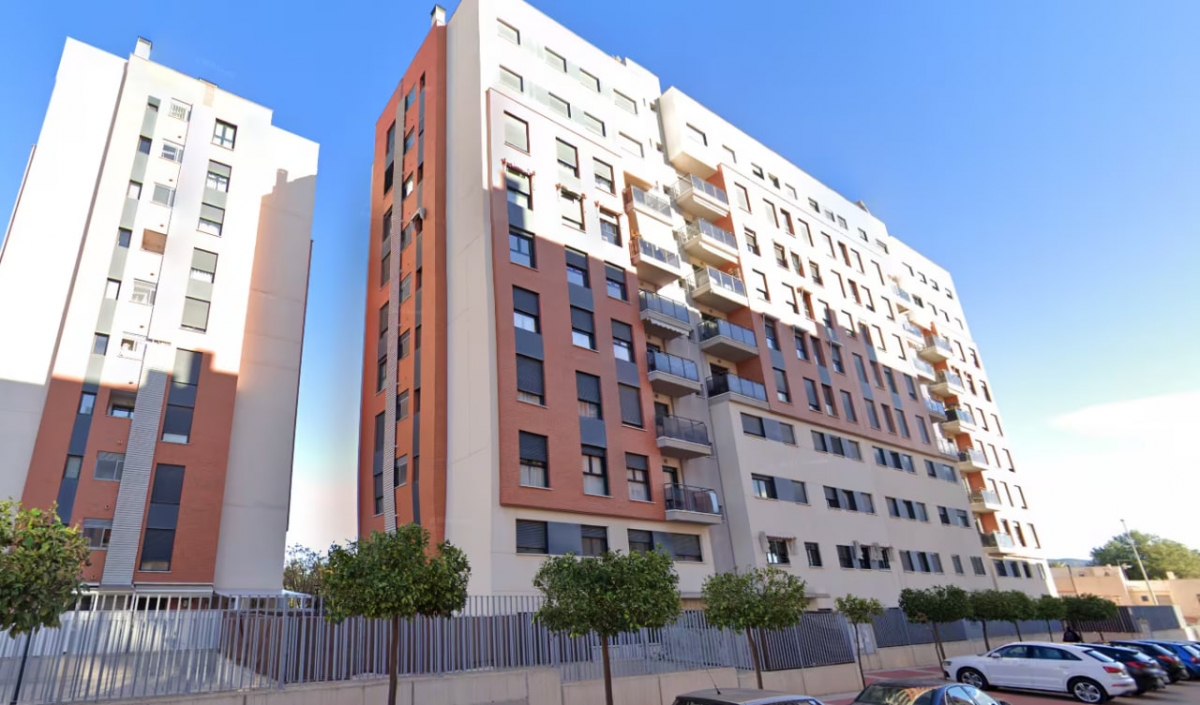 Denuncian que pisos de protección oficial de Joven Futura se están vendiendo por 200.000 euros, el doble de lo que costaron