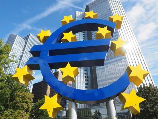 La Eurocámara da el primer paso para poner en marcha el euro digital