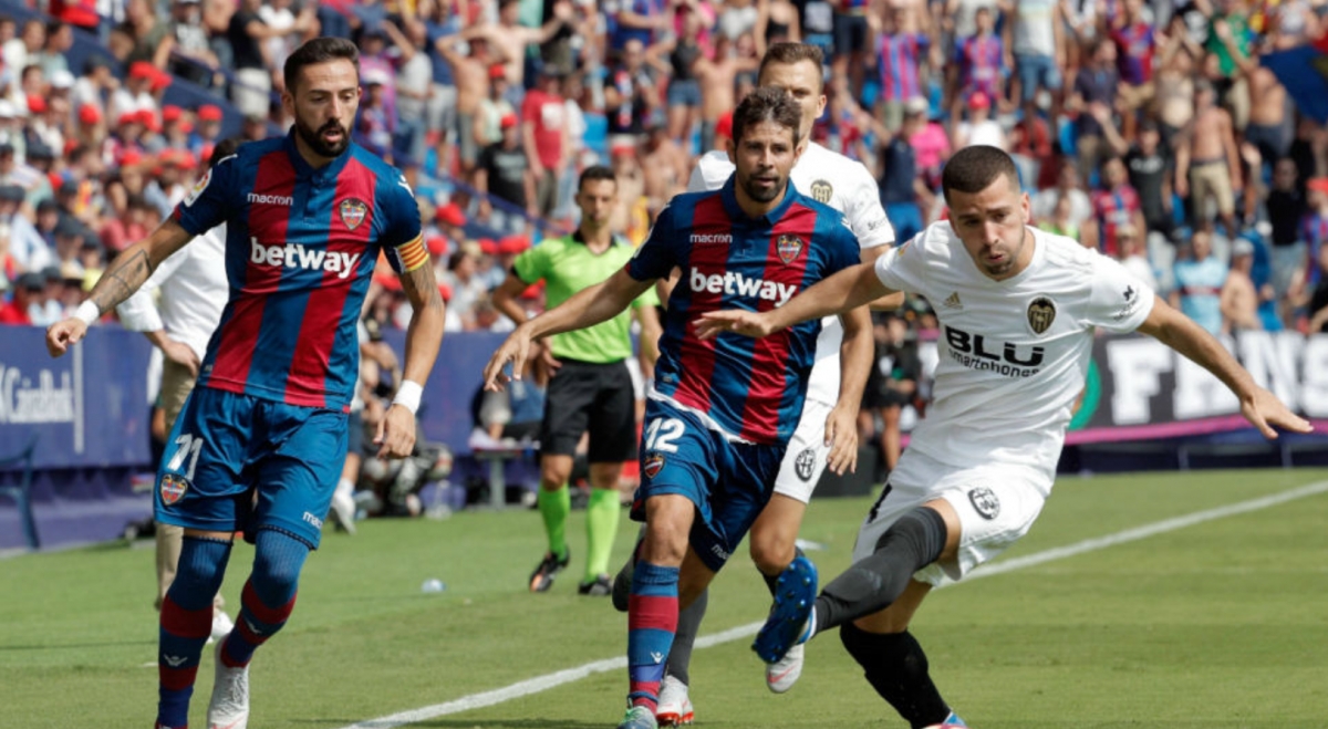 Valencia CF vs Levante: el derbi valenciano de los estrenos 
