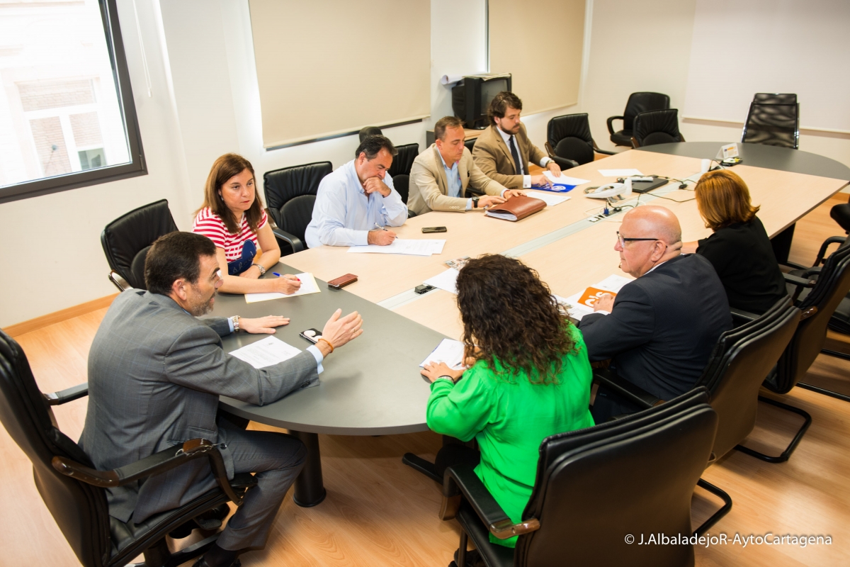 De enemigo declarado a 'fichaje estrella': la hemeroteca que persigue el salto de Paco Espejo del PP a MC Cartagena