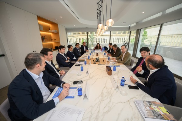 Las imágenes del debate sobre las operaciones de M&A de Anaford y ValenciaPlaza