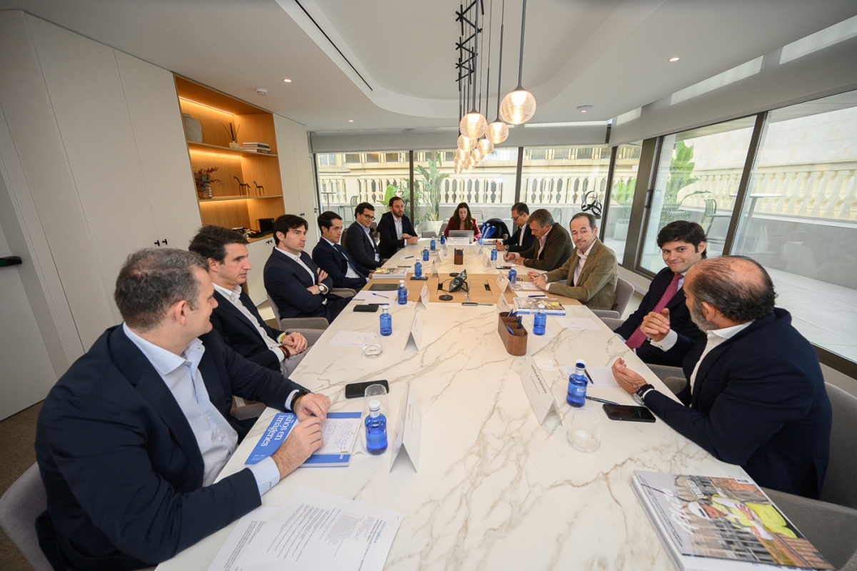 Las imágenes del debate sobre las operaciones de M&A de Anaford y ValenciaPlaza