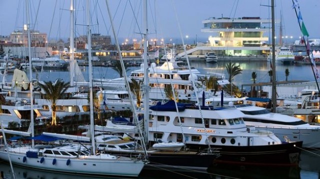 La Marina Real apuesta por seguir abriendo negocios náuticos y autoriza otros cinco