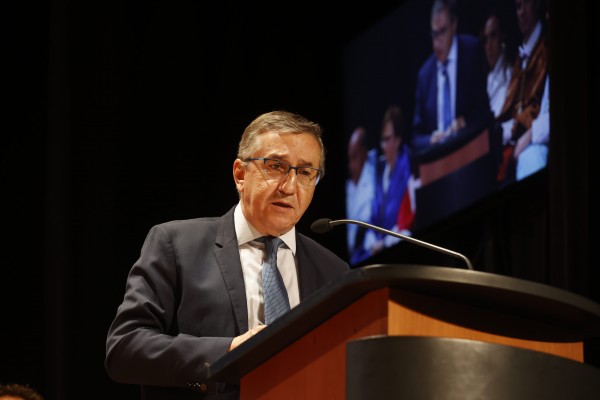 Rovira responsabiliza al Gobierno del Botànic de autorizar Medicina sin garantía de prácticas  
