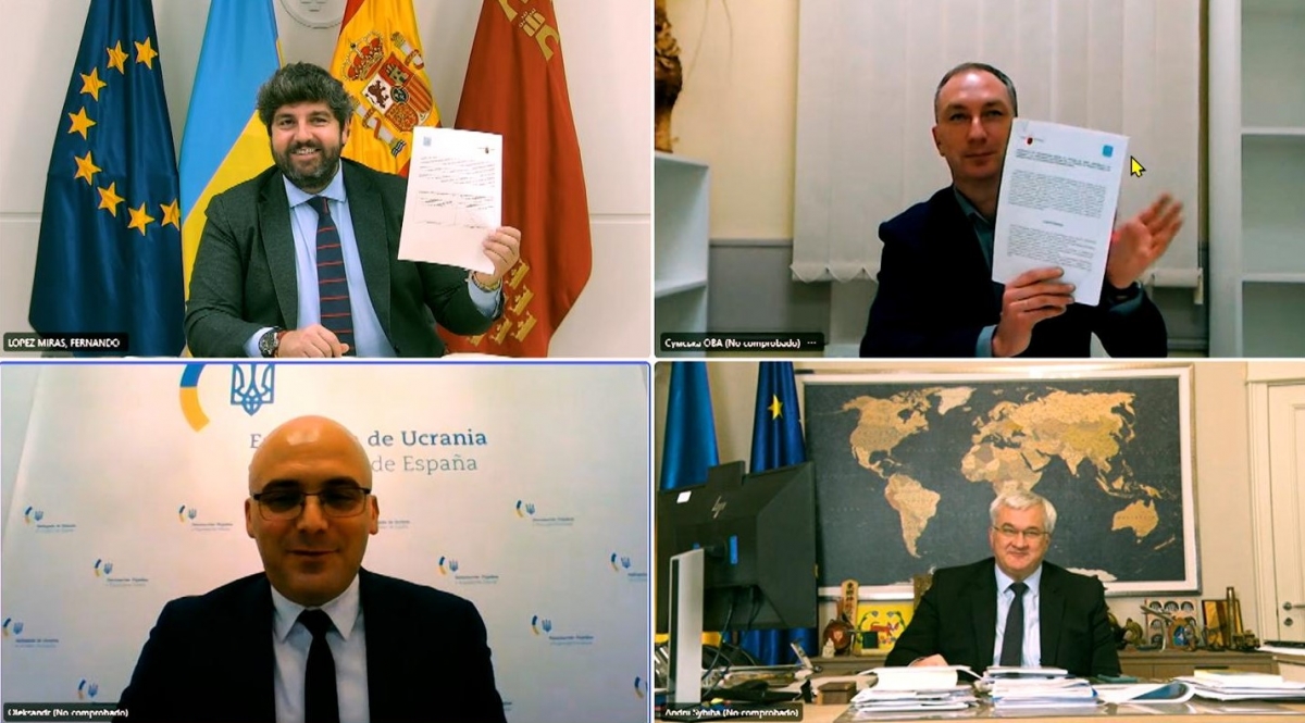 La Región de Murcia participará en la reconstrucción de Ucrania y firma un protocolo con la región de Sumy