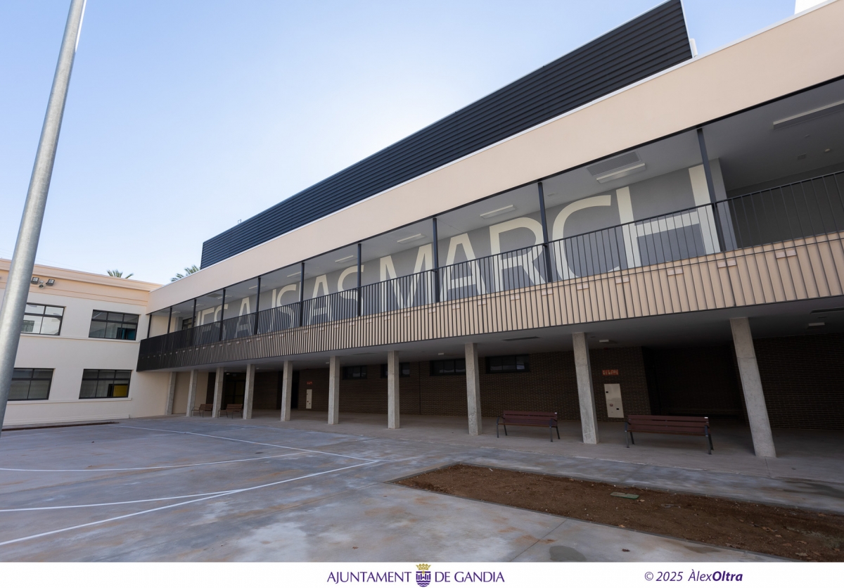 IES Ausiàs March de Gandia. - Foto: AJUNTAMENT DE GANDIA IES Ausiàs March de Gandia.