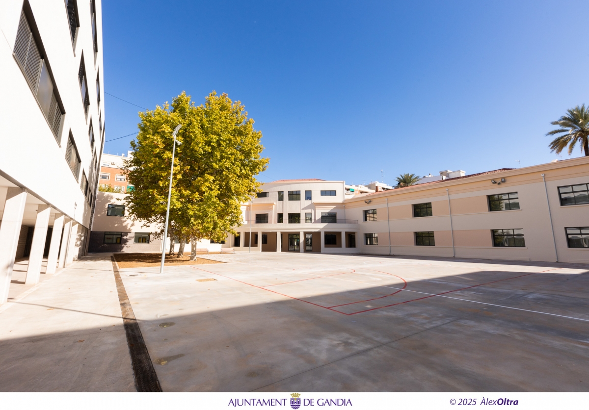 IES Ausiàs March de Gandia. - Foto: AJUNTAMENT DE GANDIA IES Ausiàs March de Gandia.