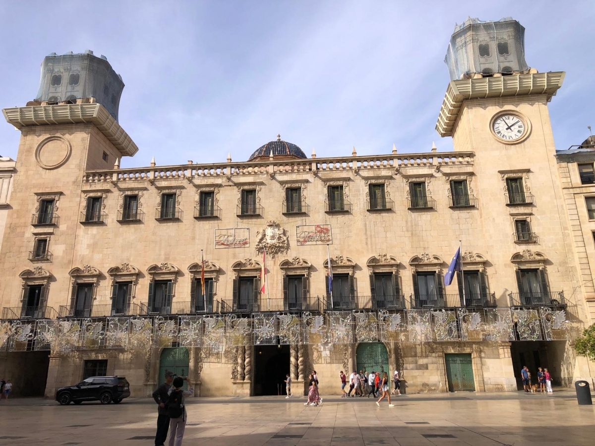 El 'cheque vivienda' de Alicante para jóvenes se salda con el reparto de solo once ayudas