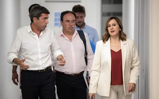 Pérez Llorca se reúne con Catalá momentos antes de presentar su candidatura a suceder a Mazón en la Generalitat