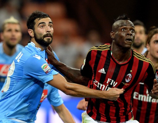El AC Milan se mete de lleno en la puja por Albiol 