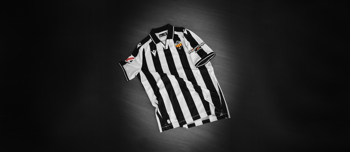 El Castellón restaura la camiseta firmada que regaló al Paiporta que se perdió en la Dana de 2024