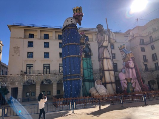 Alicante entra en 'modo navideño': estos son los 60 actos programados