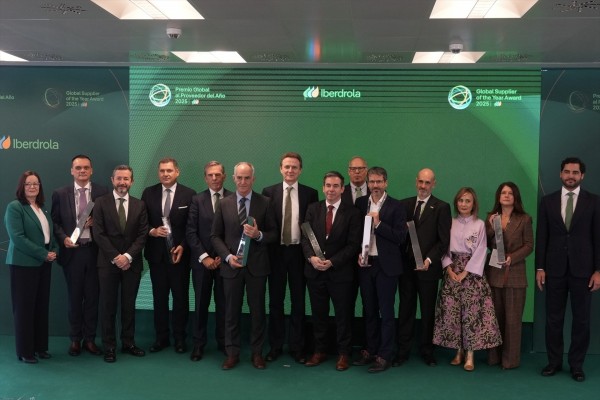 Iberdrola entrega a la británica Kirby el Premio a Proveedor del año y reconoce a otros seis suministradores