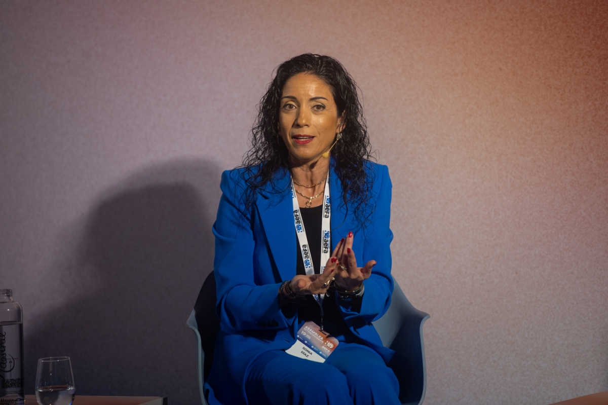 Asamblea extraordinaria de Aefa en 2025. - Foto: RAFA MOLINA Asamblea extraordinaria de Aefa en 2025.