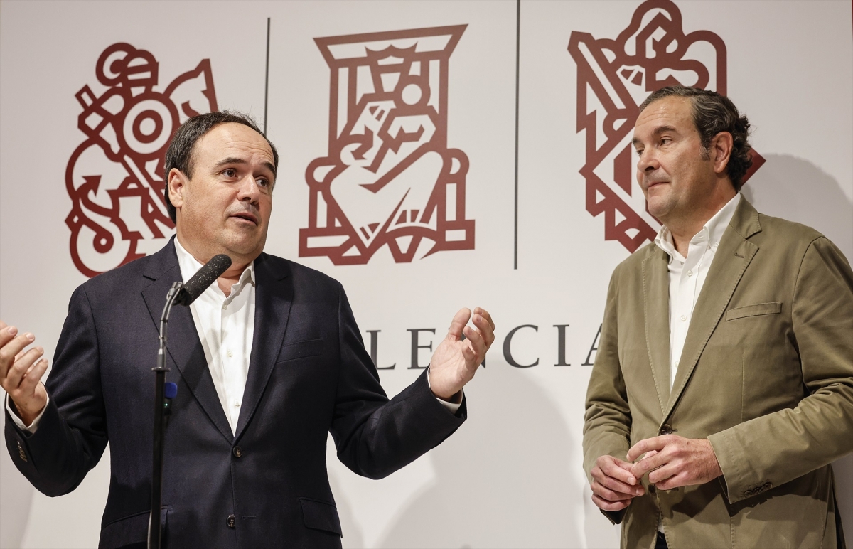 Pérez Llorca y el nuevo síndic del PP en Les Corts, Nando Pastor.