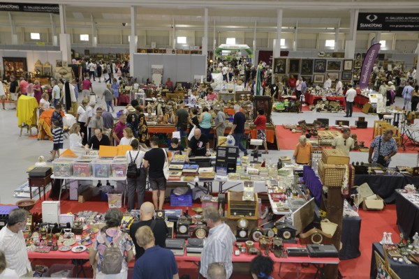 IFEPA vuelve a celebrar la Feria de Antigüedades y el Salón Vehículo Clásico y Antiguo