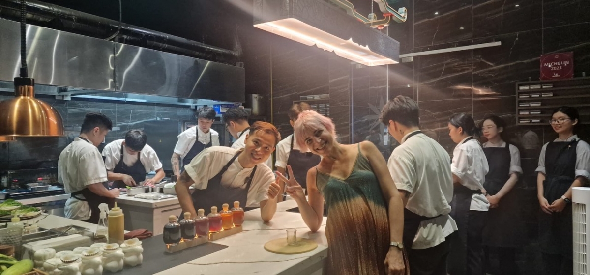 Lujerío vietnamita con un maridaje sin quita