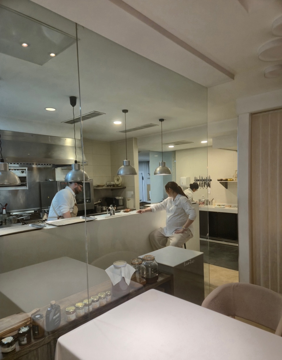 Cuando la maternidad entra en la cocina: Restaurante Lienzo