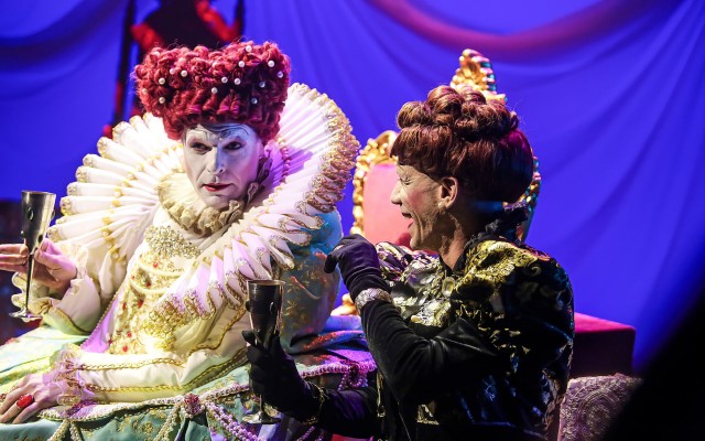 Isabel I de Inglaterra y María Estuardo se encuentran en el Teatro Flumen