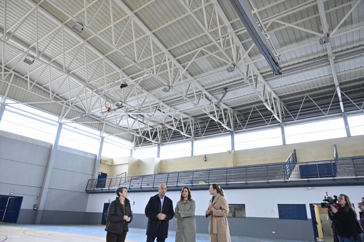 La Fundación Deportiva Municipal renueva el equipamiento de la sala de musculación del pabellón de Malva-rosa