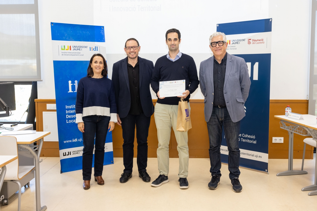 La UJI y la Diputación entregan los premios a los mejores trabajos académicos sobre cohesión territorial