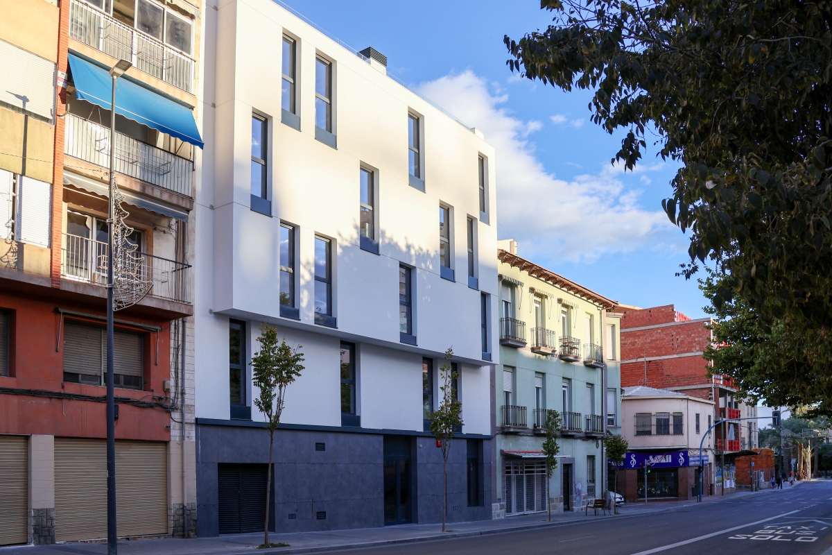 La operadora alemana Limehome entra en Alicante con el estreno de su bloque turístico junto al Adda