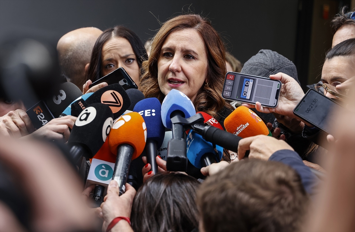 Catalá tropieza en una de sus especialidades: la imagen ante los medios