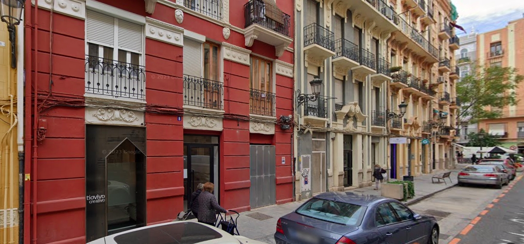 Otro de los accesos por la calle Pintor Gisbert. - Foto: MAPS Otro de los accesos por la calle Pintor Gisbert.