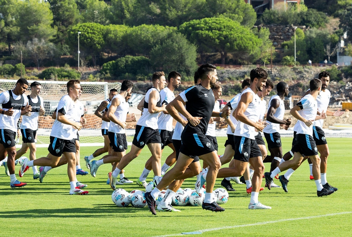El Castellón quiere hurgar en la herida del Andorra y dormir en puestos de 'play off'