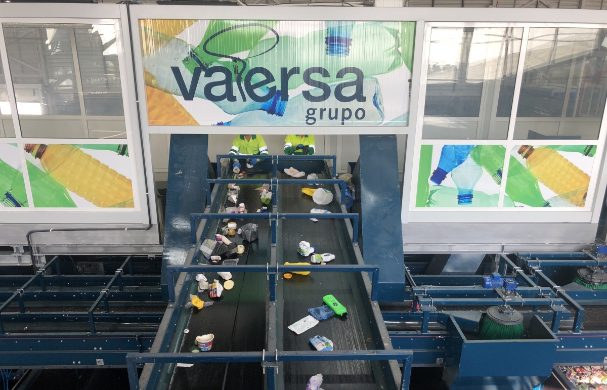 La Generalitat firma un convenio con Nestlé-Nespresso para reciclar cápsulas en Benidorm