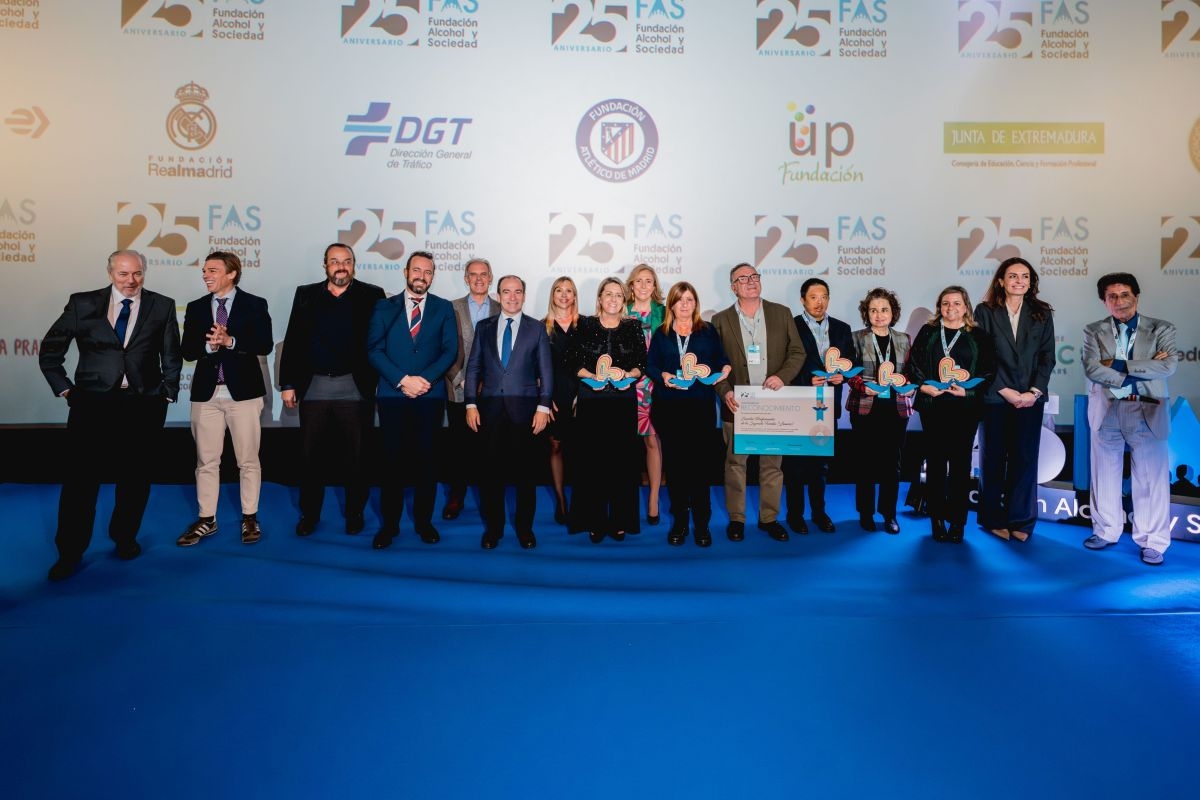 La Fundación Alcohol y Sociedad premia a personas y entidades por su compromiso con la protección de la infancia